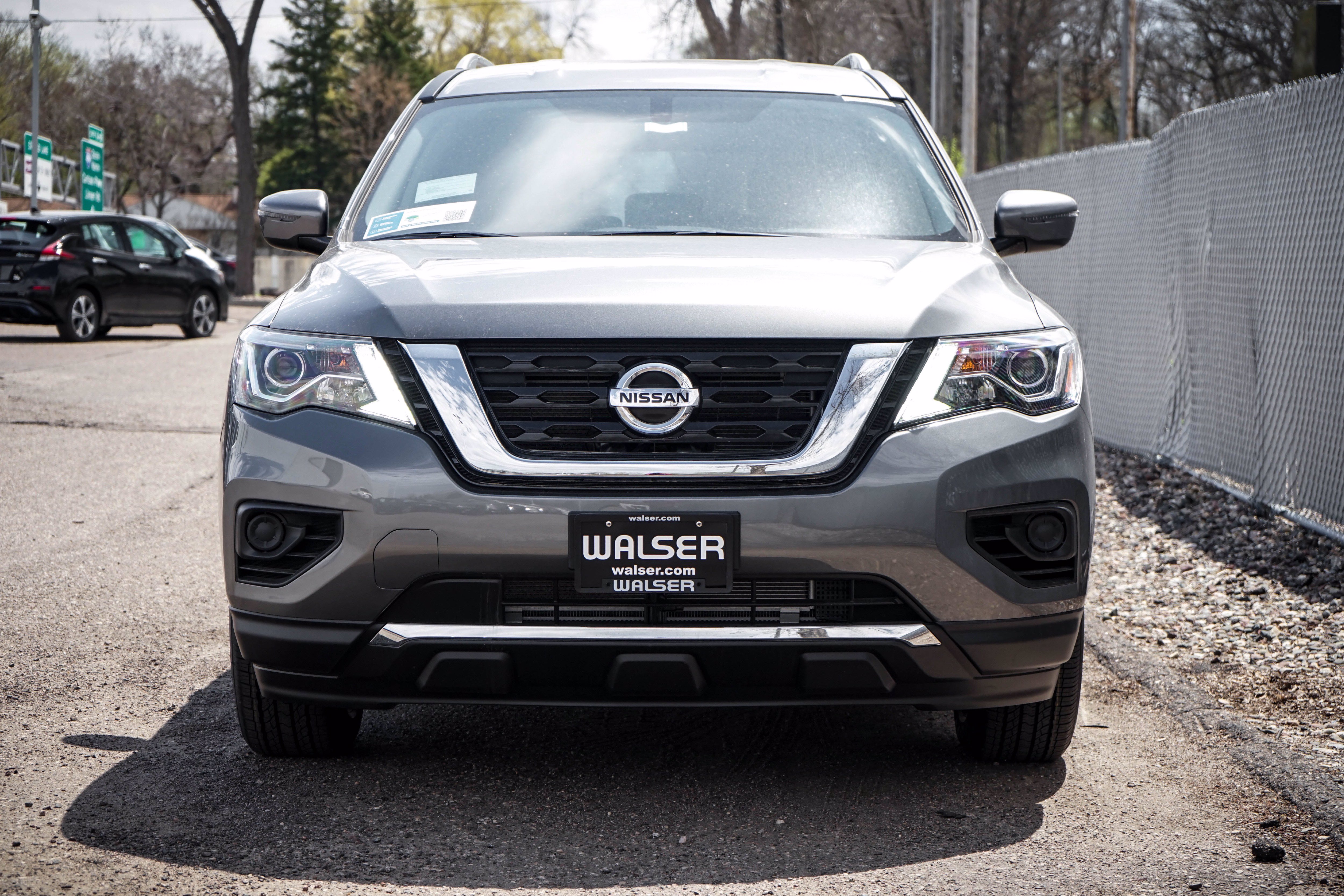 nissan pathfinder 2020